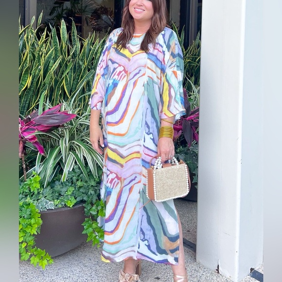 Multicolor Abstract Pattern Kaftan - Picture 4 of 5